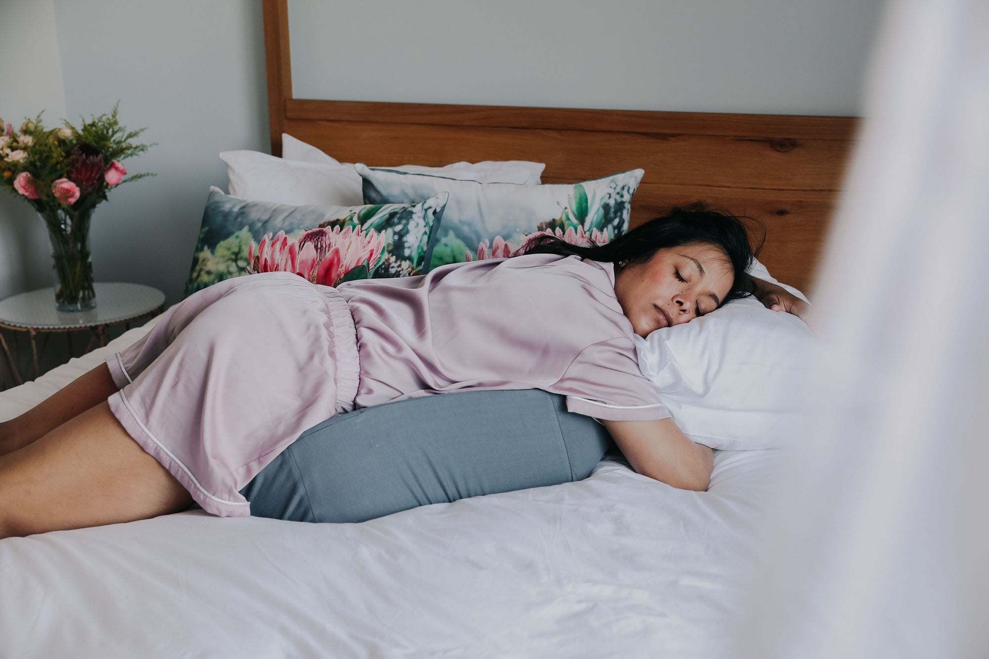Is it I safe to sleep on my stomach when pregnant? – Natal Comfort